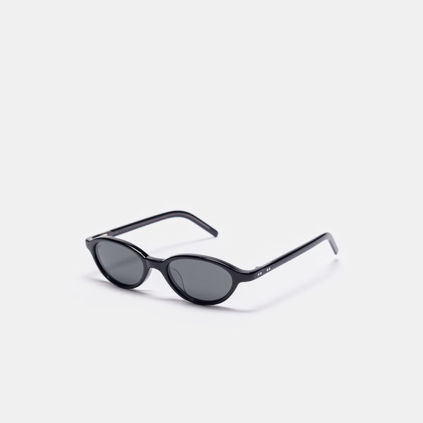 Alien Sunglasses in Black/Black – AKILA