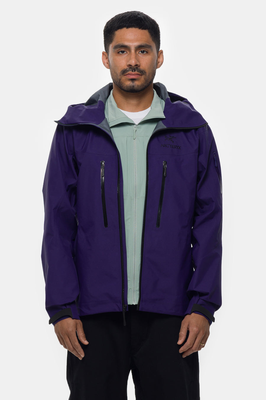Arc'teryx Alpha SV Jacket in Soulsonic/Black - Notre