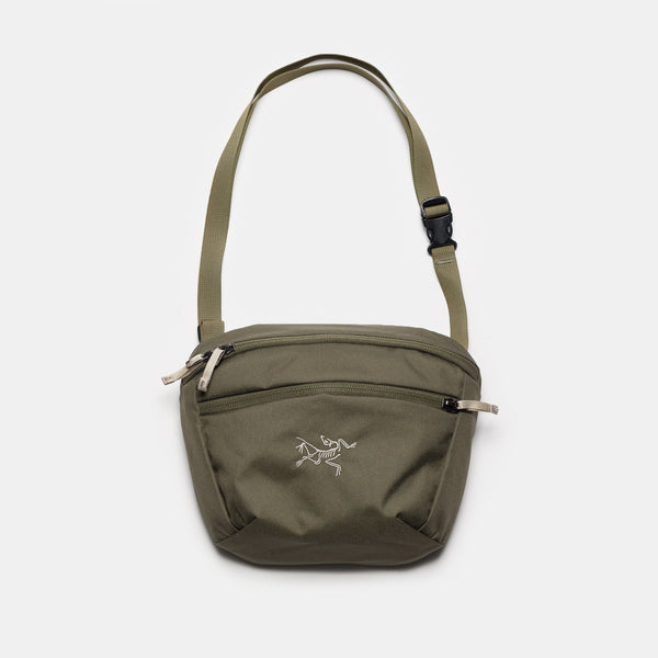 Arc'teryx マンティス2 新品　Tatsu*Rune Mantis 2 Waist Pack in Tatsu/Rune – Arc'Teryx