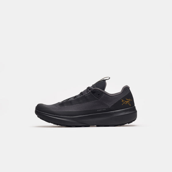Norvan LD 4 Gore-Tex Sneaker in Black/Black - Arc'Teryx