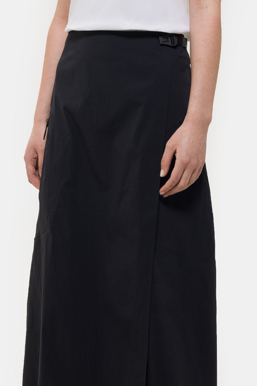 Arc’teryx Veilance Lota Skirt in Black - Notre