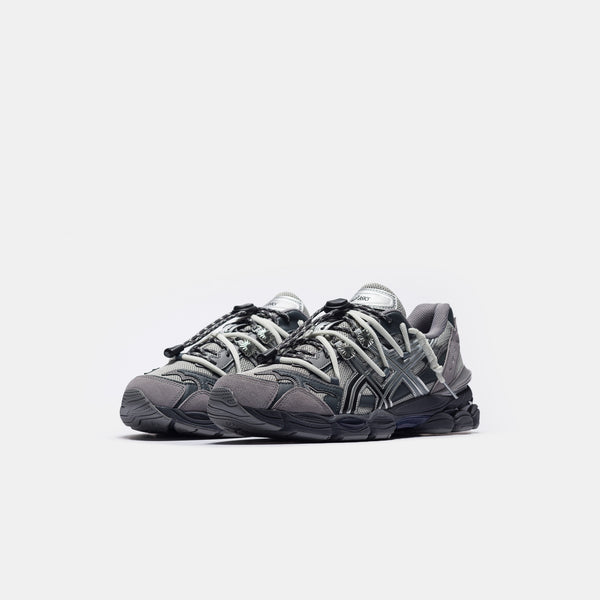 Toga Gel-Cumulus 16 TG Sneaker in Grey/Black Pure Silver