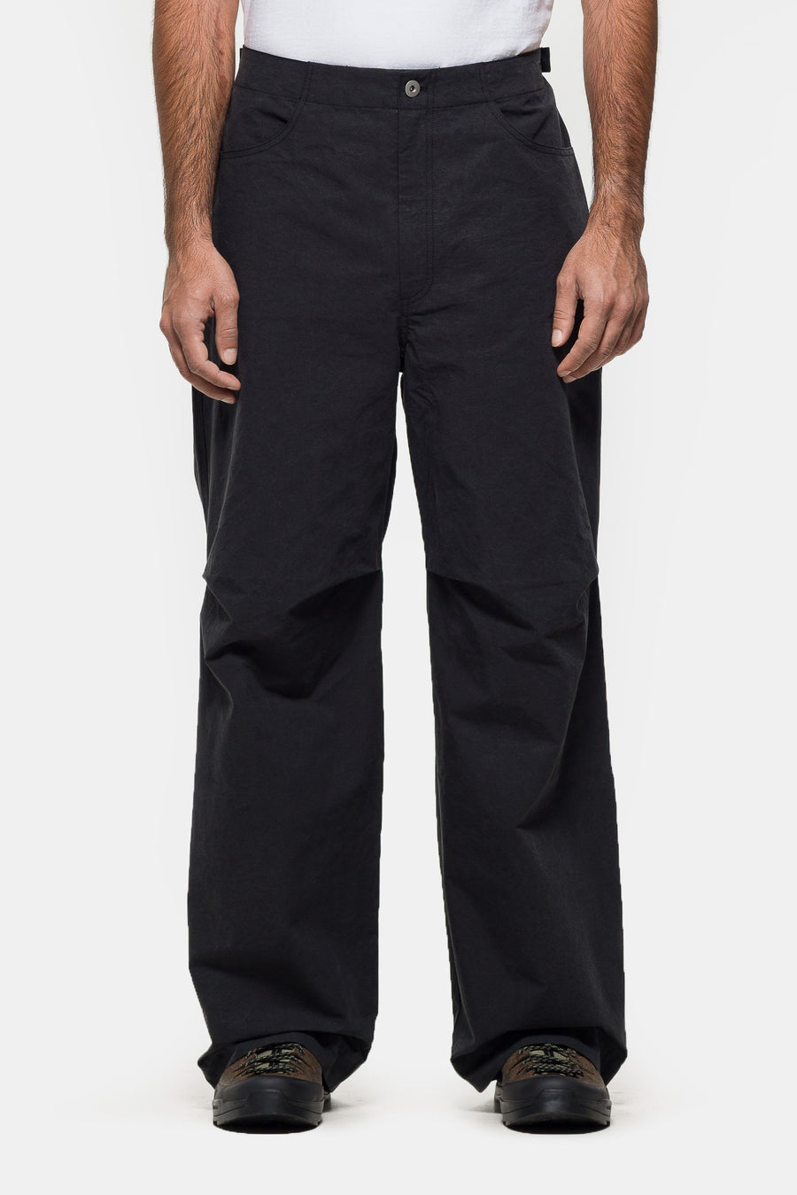 Loop Claw Trouser in Black