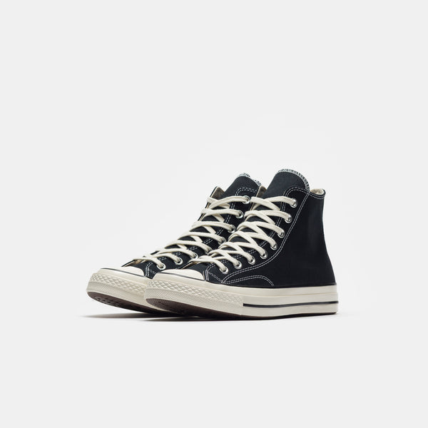 Chuck 70 Hi Sneaker in Black