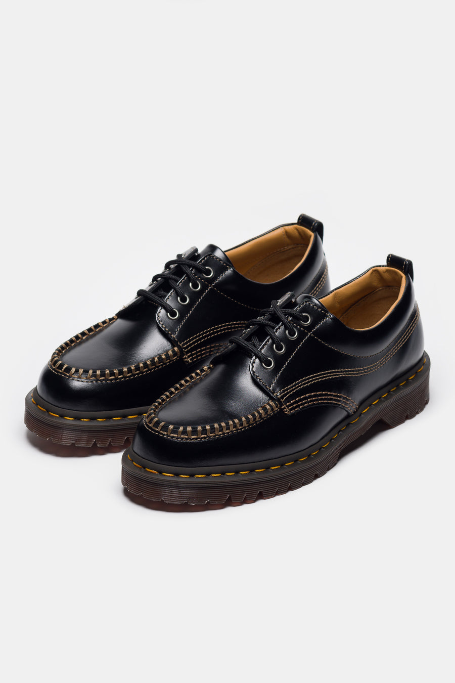 Dr. Martens Lowell Moc Toe Shoe in Black Analine - Notre