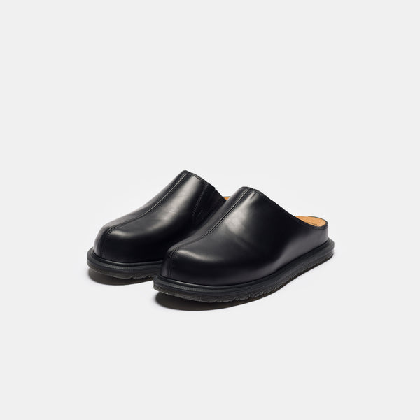 San Mule Shoe in Black Orleans