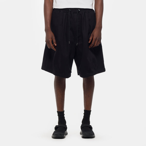 Stopper Balloon Bermuda Shorts in Black
