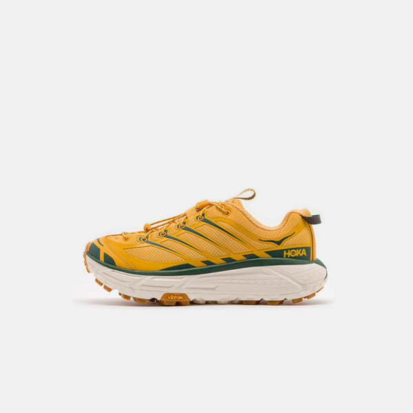 HOKA Mafate Three2 Sneaker in Golden Yellow/Eggnog