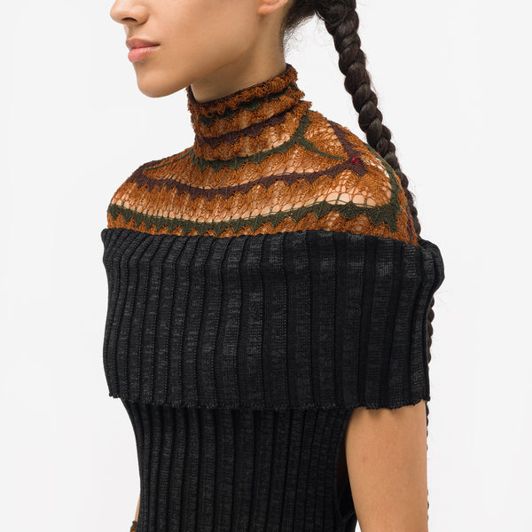 Isa Boulder - Women's Lacy Neckwarmer with Sleeves in Red