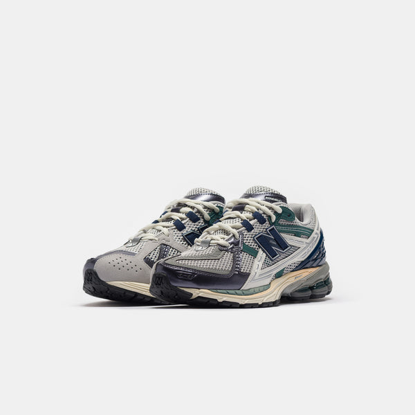 1906 Utility Sneaker in NB Navy/Grey Matter/New Spruce New Balance