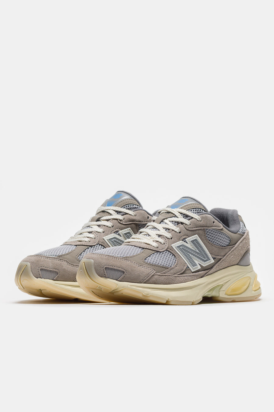 New Balance 2010 Grey Days Sneaker in Arid Stone/Raincloud/Calcium - Notre