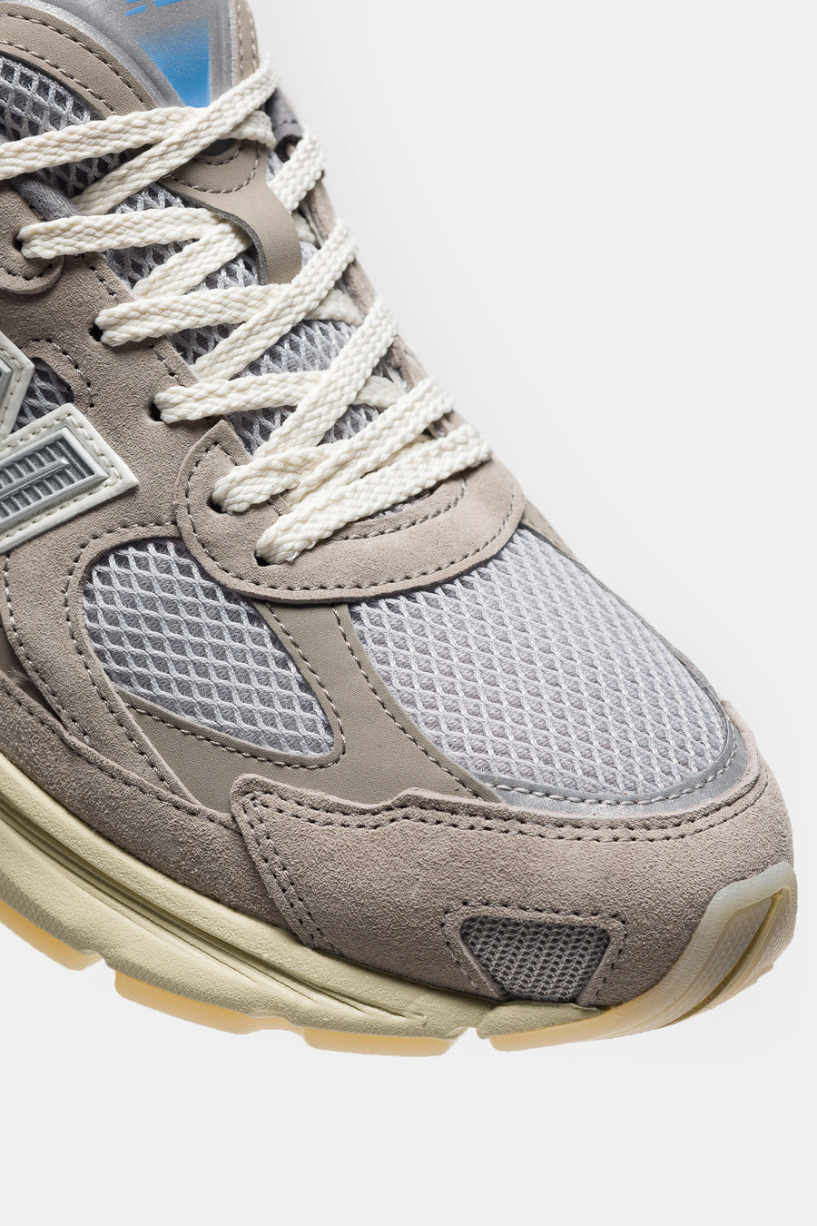 New Balance 2010 Grey Days Sneaker in Arid Stone/Raincloud/Calcium - Notre