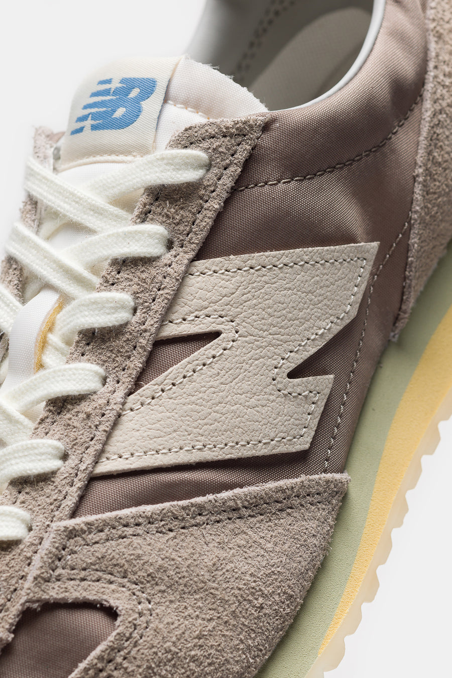 New Balance 471 Grey Days Sneaker in Arid Stone/Raincloud/Morel - Notre