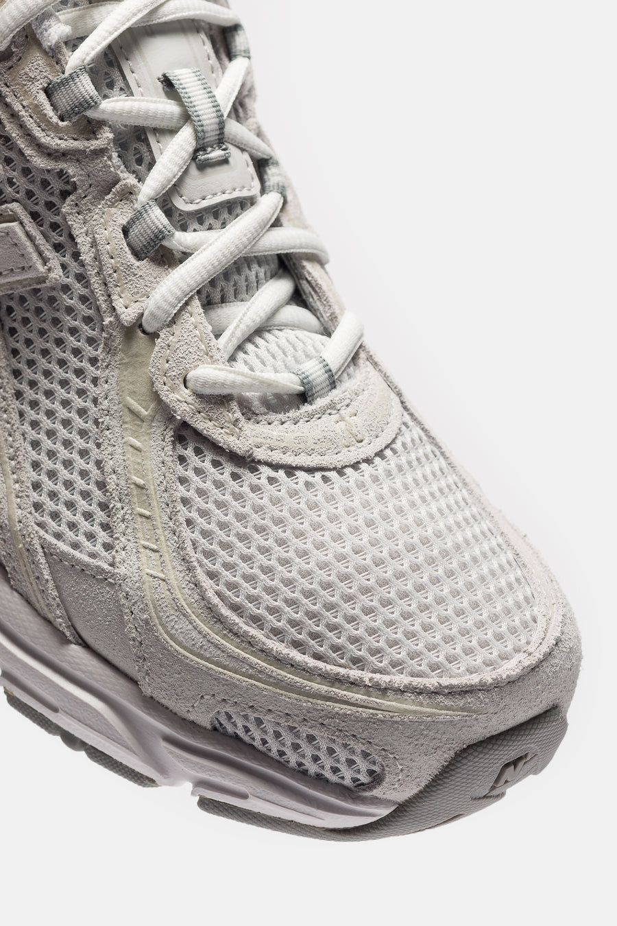 New Balance 740 Sneaker in Grey/Reflection/Slate Grey/Grey Matter - Notre