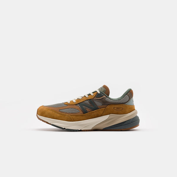 Carhartt WIP MADE in USA 990 V6 Sneaker in Workwear/Sea Salt