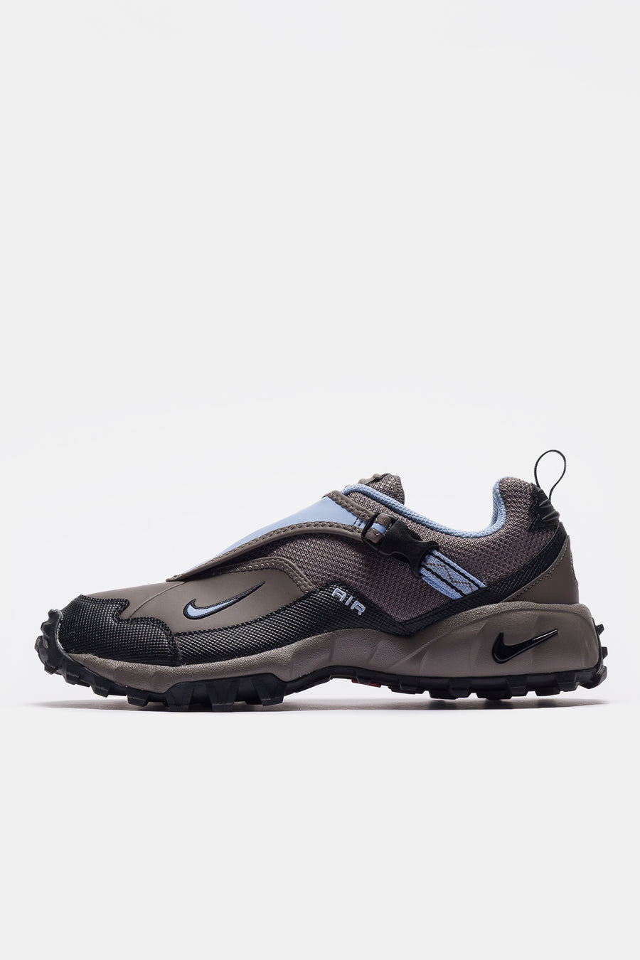 Nike ACG Phassad Sneaker in Cave Stone/Aluminum/Cave Stone/Black - Notre