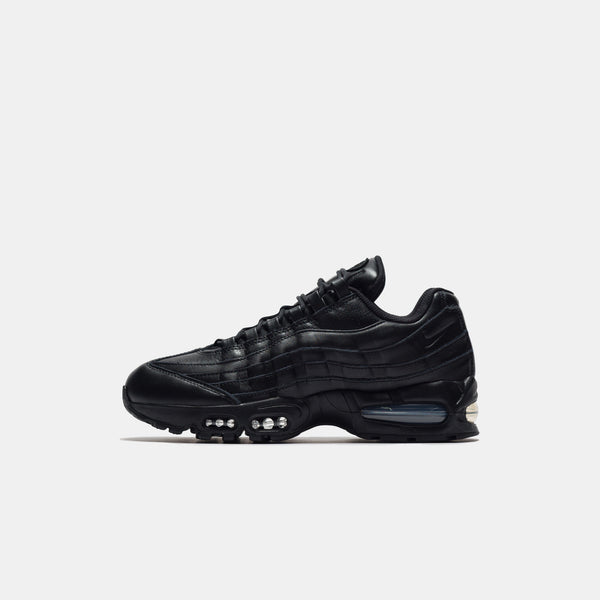 Air Max 95 Big Bubble Leather Sneaker in Black/Black - Nike display picture 1