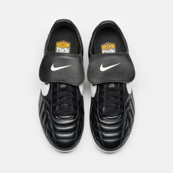 Cryoshot Tiempo '94 OG Sneaker in Black/White/University Gold/Pale