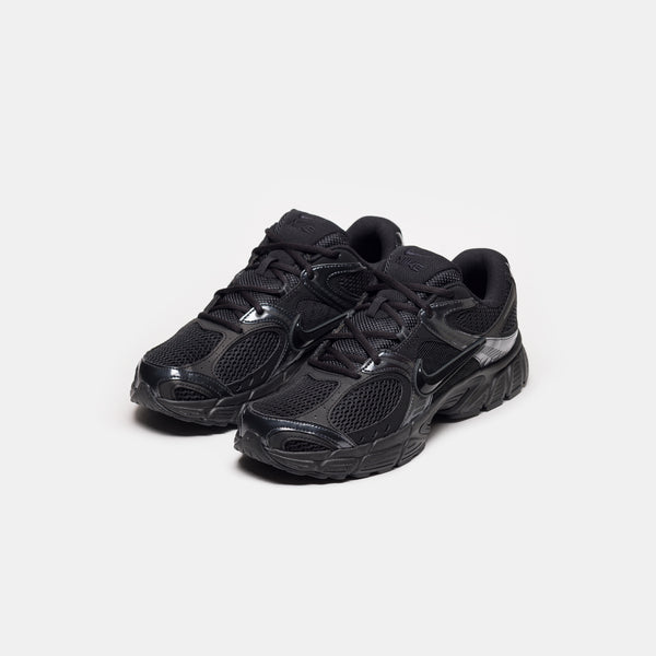 V5 RNR Sneaker in Black/Anthracite - Nike