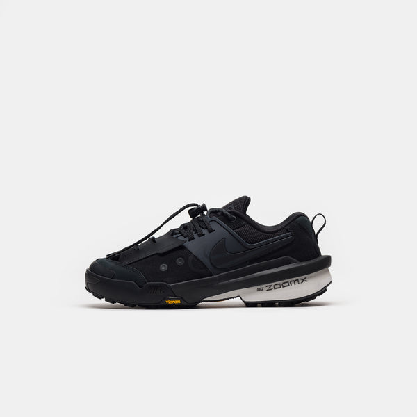The sacai x Nike LD Vaporwaffle Returns in 2024