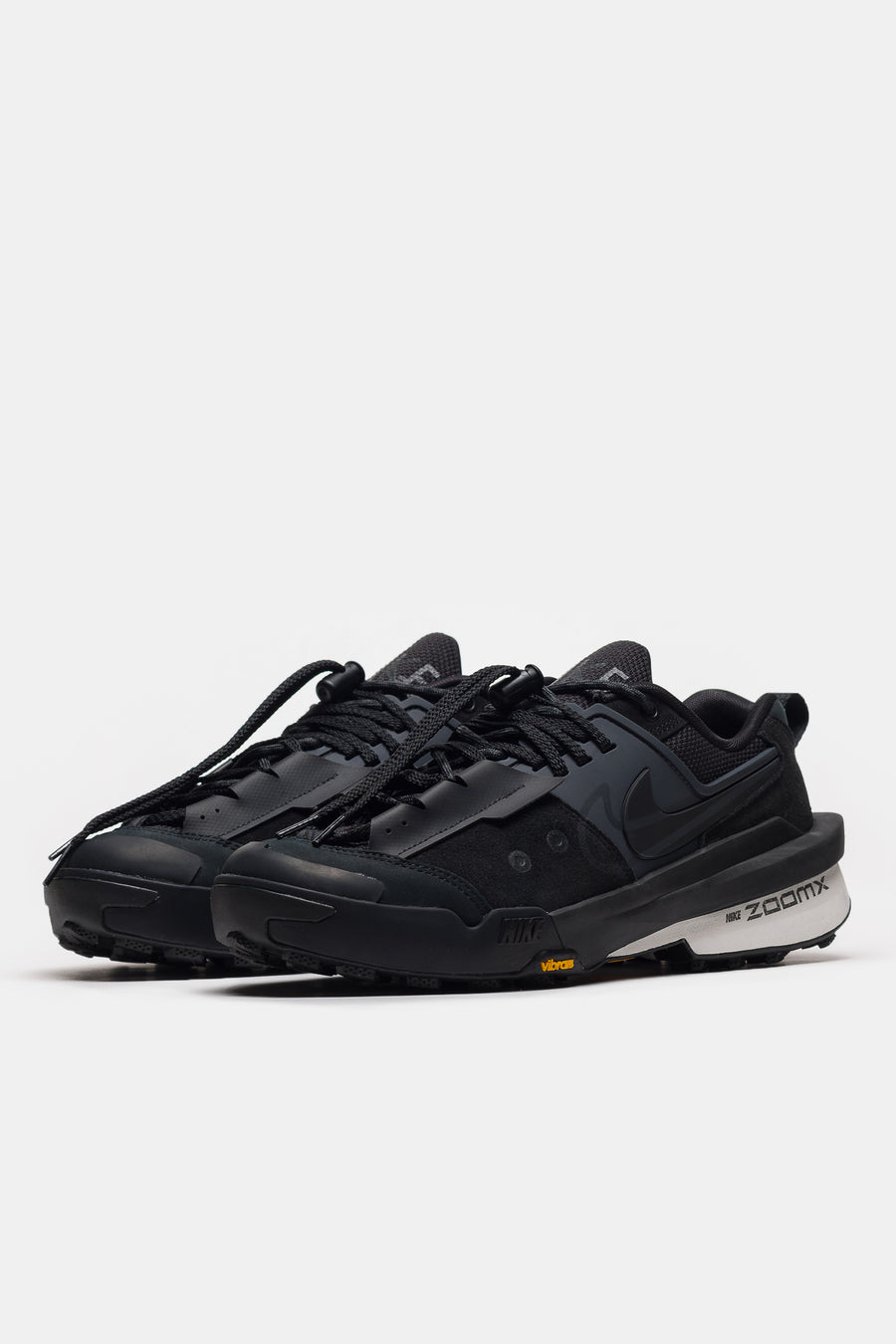 Nike Sacai Zegamadome Sneaker in Black/Anthracite - Notre