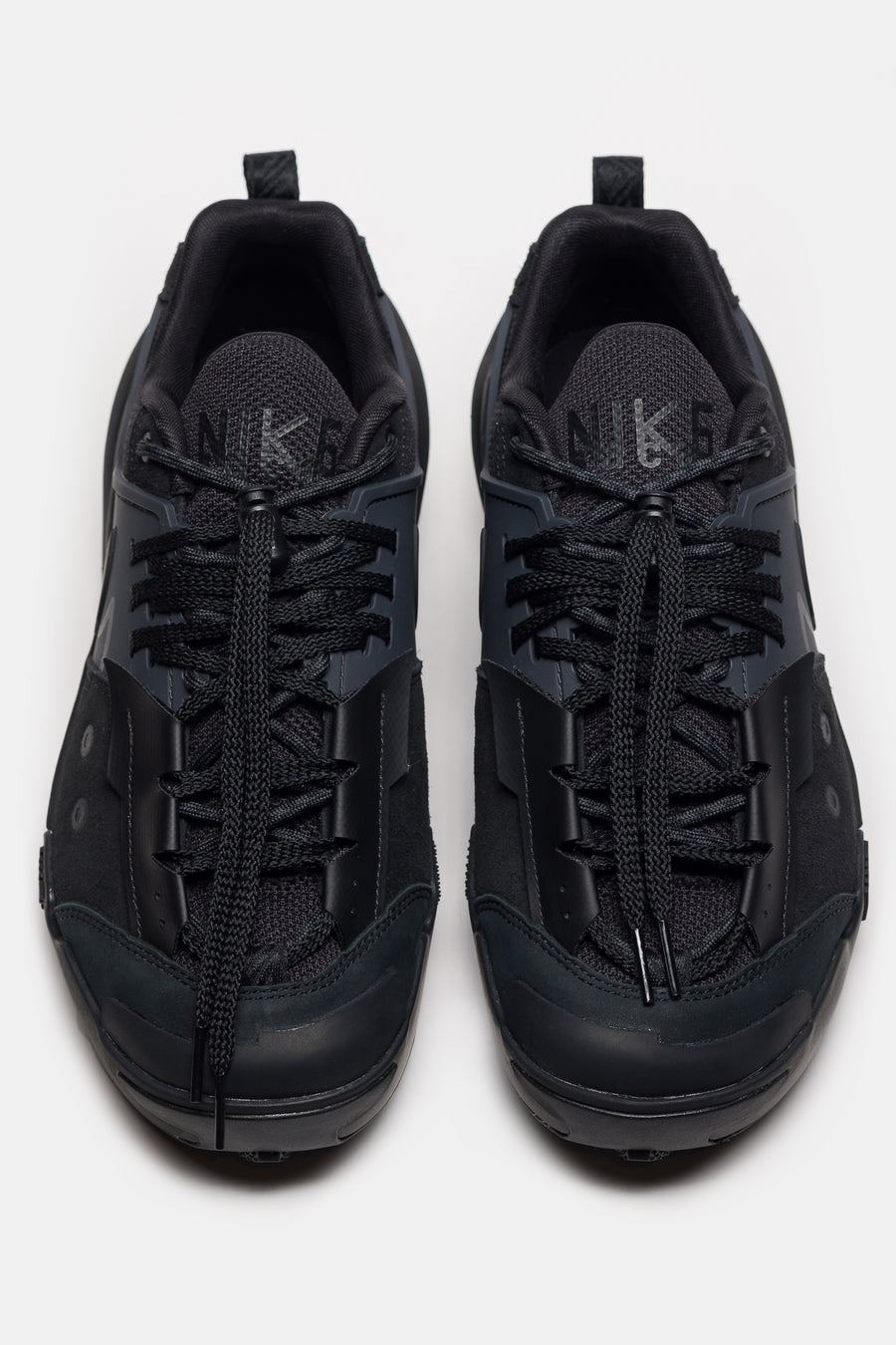 Nike Sacai Zegamadome Sneaker in Black/Anthracite - Notre