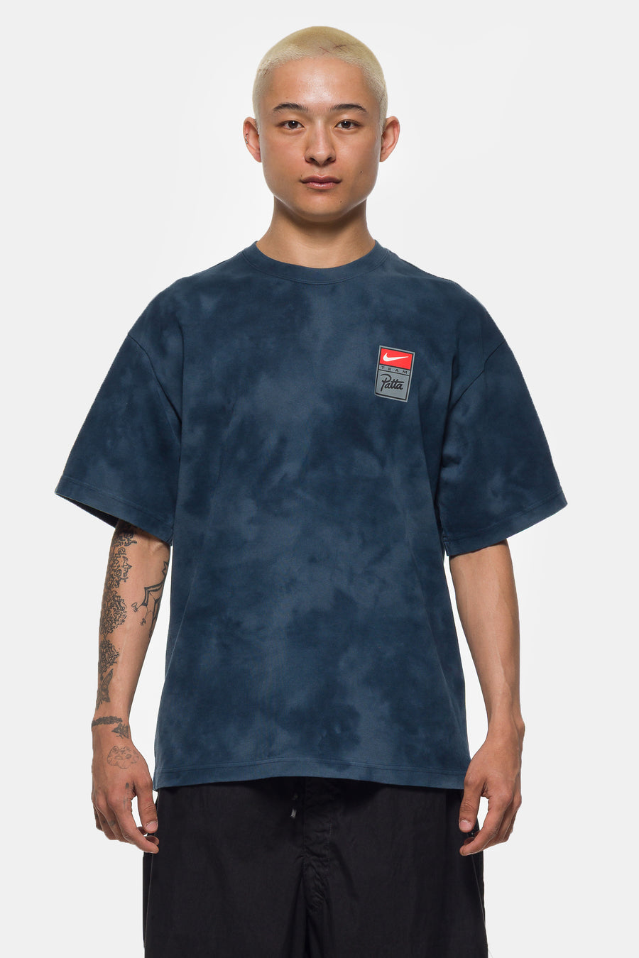 Nike Patta T-Shirt in Squadron Blue/Deep Ocean/Dark Obsidian - Notre