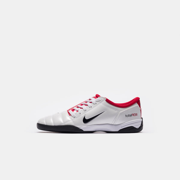 Total 90 Sneaker in White/Black/Gym Red - Nike
