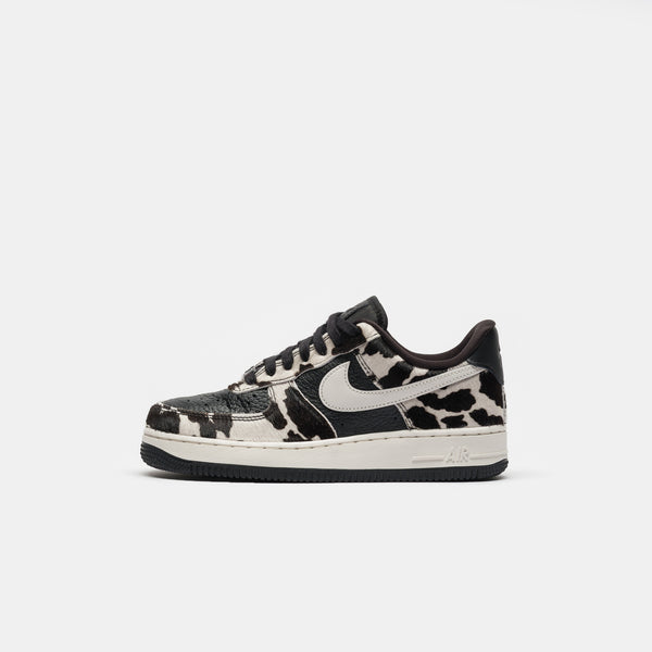 Air Force 1 '07 Sneaker in Black/Phantom/Black