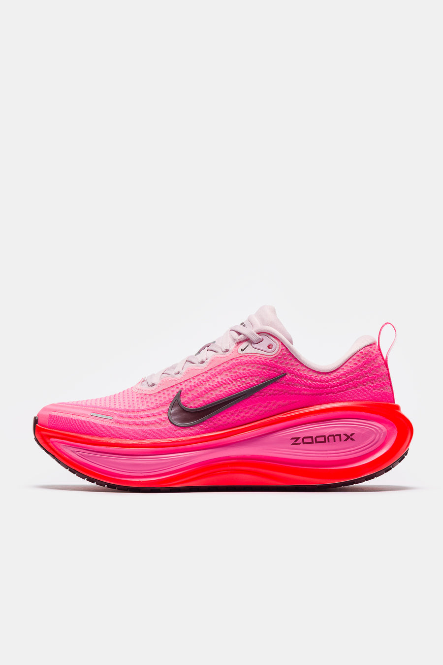 Nike Vomero Plus Sneaker in Hyper Pink/Burgundy Crush/Bright Crimson - Notre