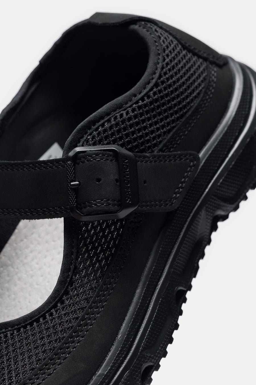 SALOMON ADVANCED RX Marie-Jeanne Sneaker in Black/Black - Notre