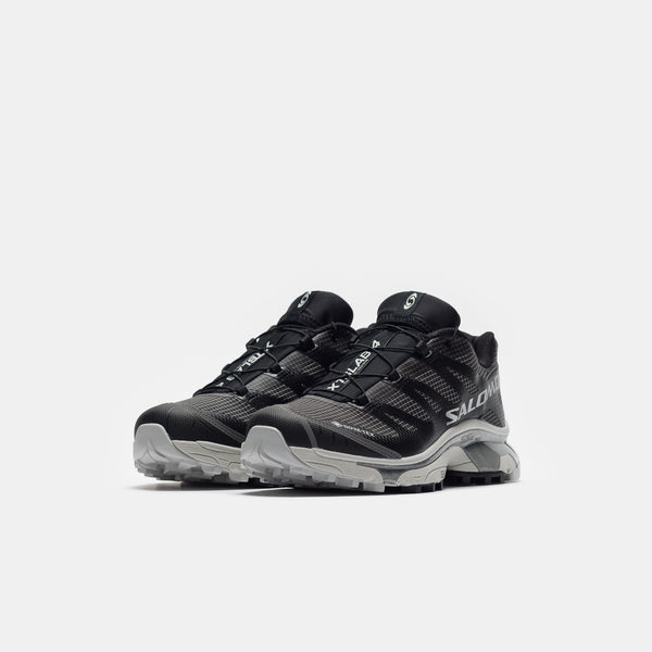 XT-4 GTX OG Sneaker in Black/Black/Lunar Rock - Salomon
