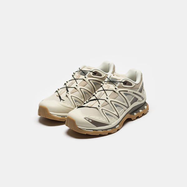 XT-Quest Sneaker in Almond Milk/Falcon