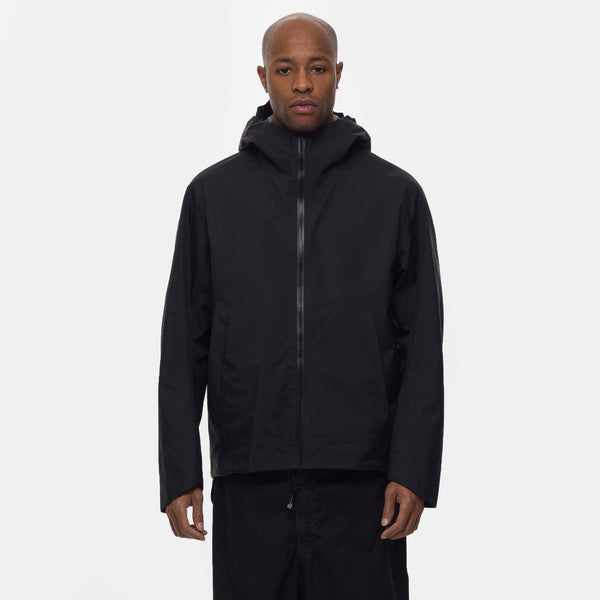 Arris Jacket in Black