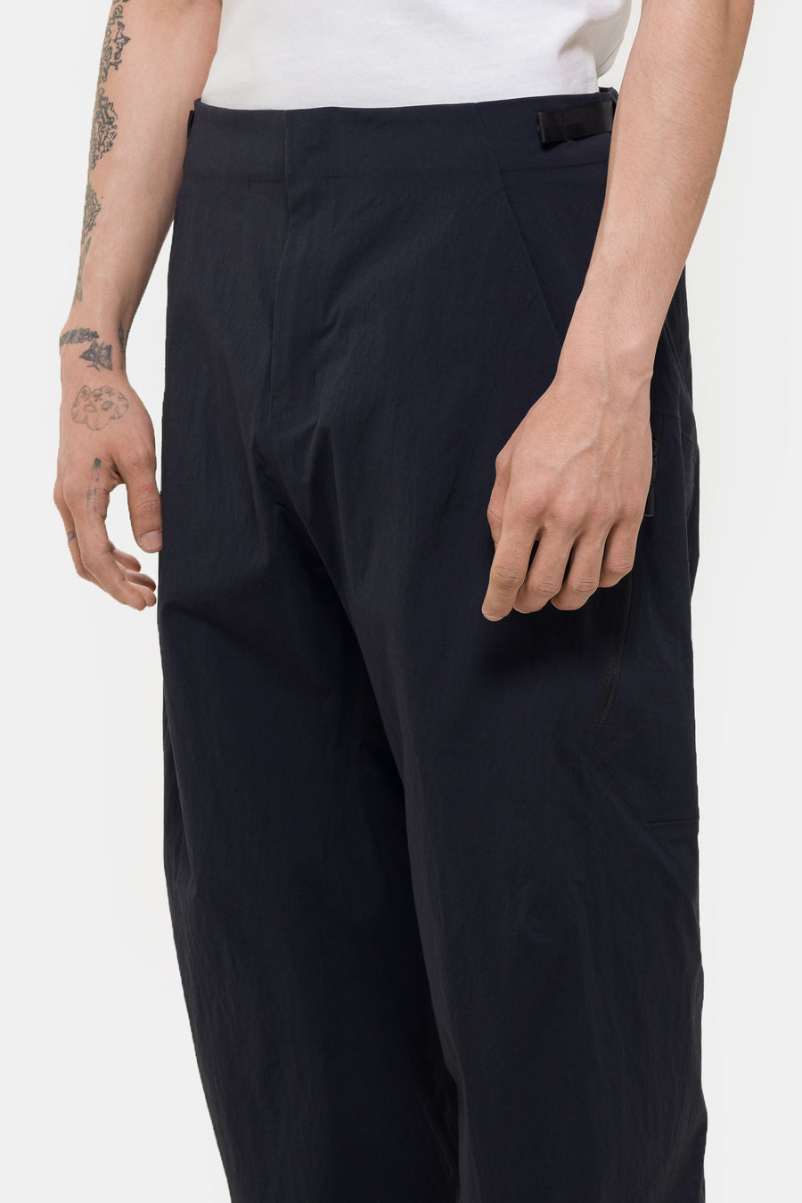 Arc’teryx Veilance Spere LT Cargo Pant in Black - Notre