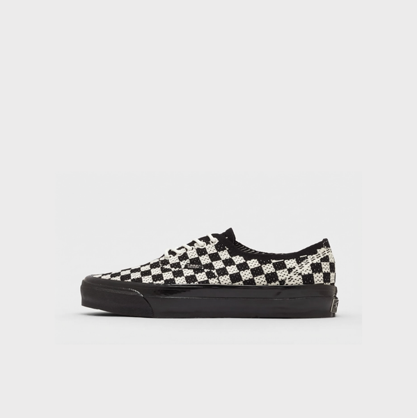 LX Authentic 44 EK Sneaker in Punk Check Black/Marshmallow