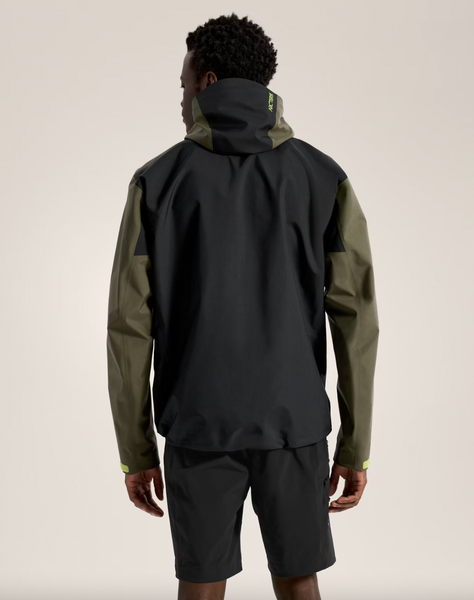 Beta Jacket in Spotlight