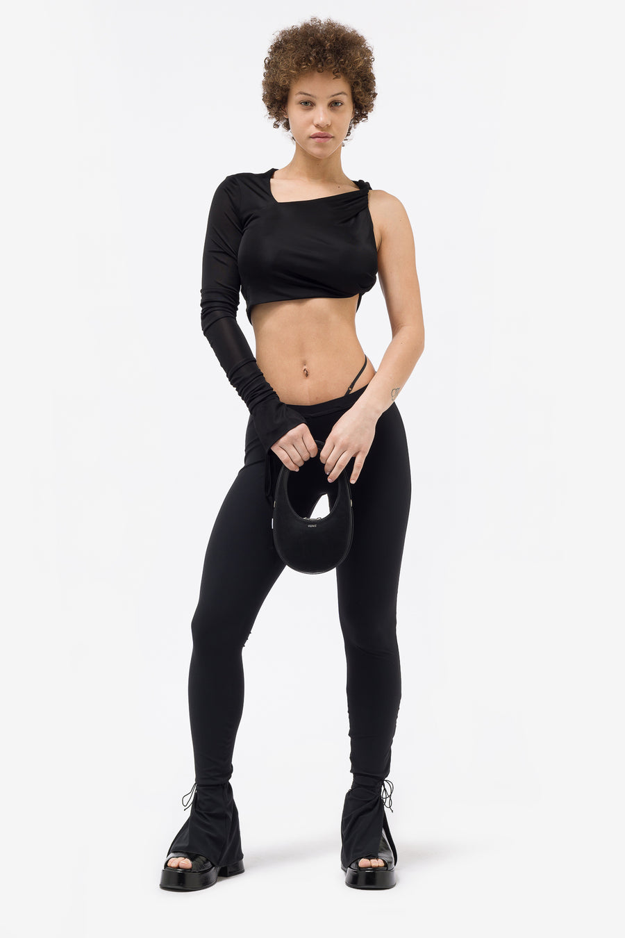 ANDREĀDAMO Single Shoulder Blouse in Black - Notre