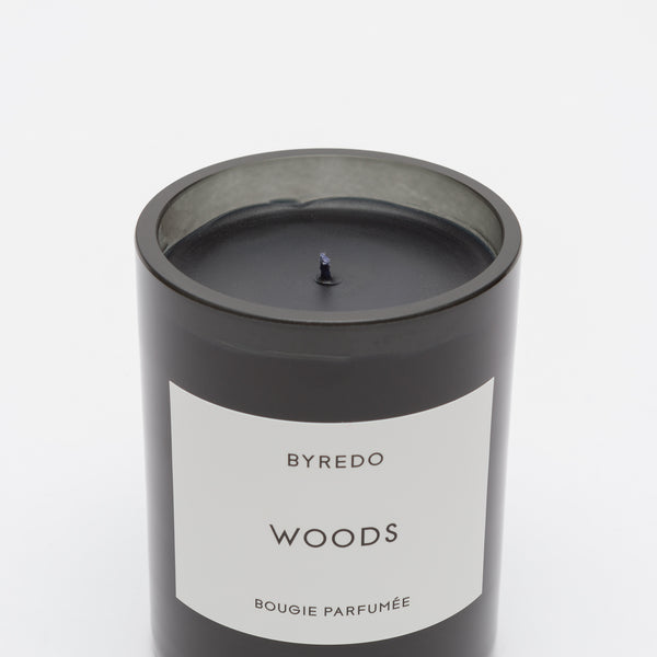 BYREDO WOODS フレグランスキャンドル 240g NOTRE-CHICAGO-BYREDO-CANDLE-