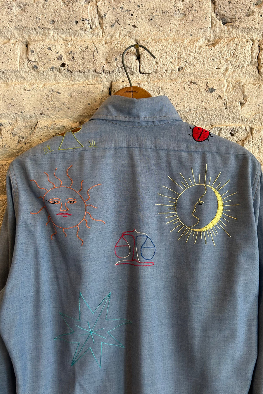 Wesley Supply Co 1970's Levi's Hand Embroidered Parrot Chambray Shirt in Light Blue - Notre