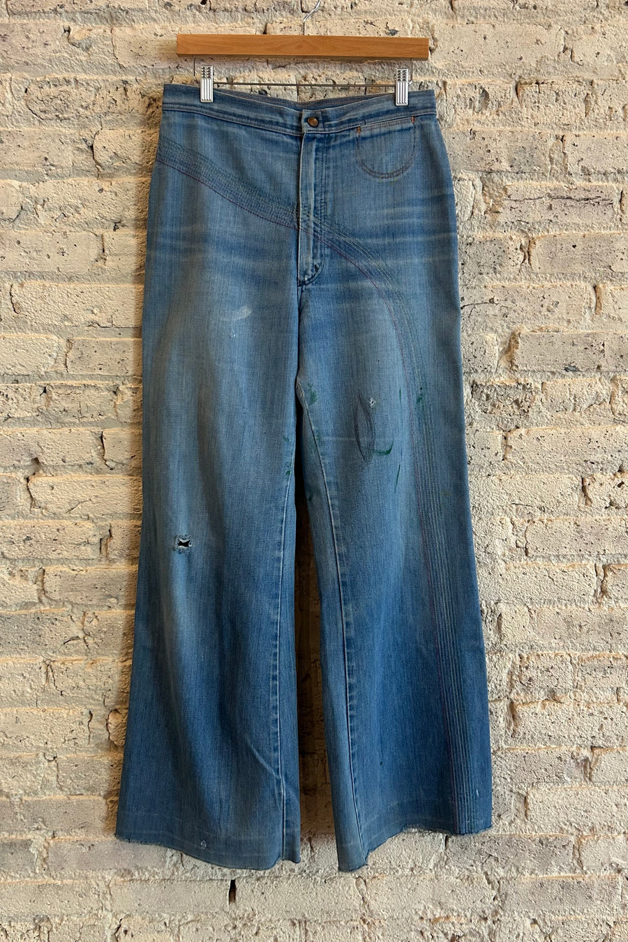 Wesley Supply Co 1970's Wrangler Rainbow Stitch Wide Leg Flare Jean in Light Blue - Notre