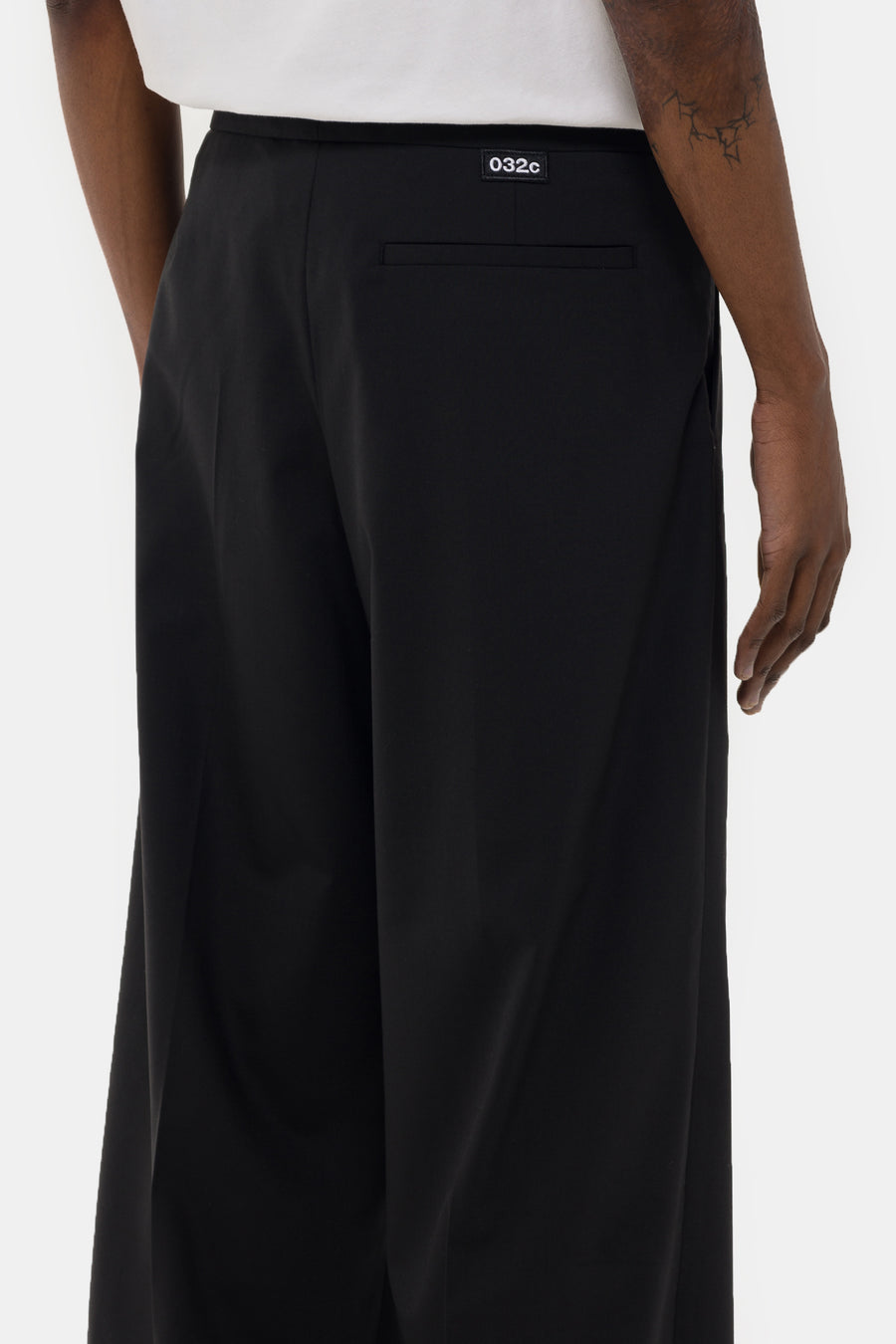 032C 032C Office Attire Wide Leg Suit Pant in Black - Notre