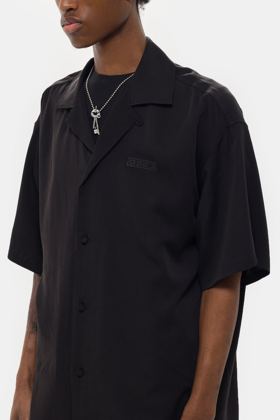 032C 111 Bowling Shirt in Black - Notre
