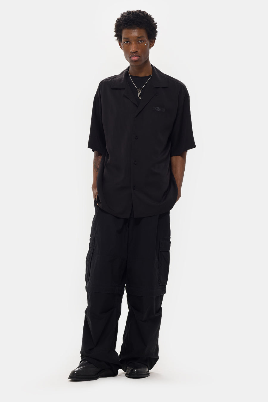 032C 111 Bowling Shirt in Black - Notre