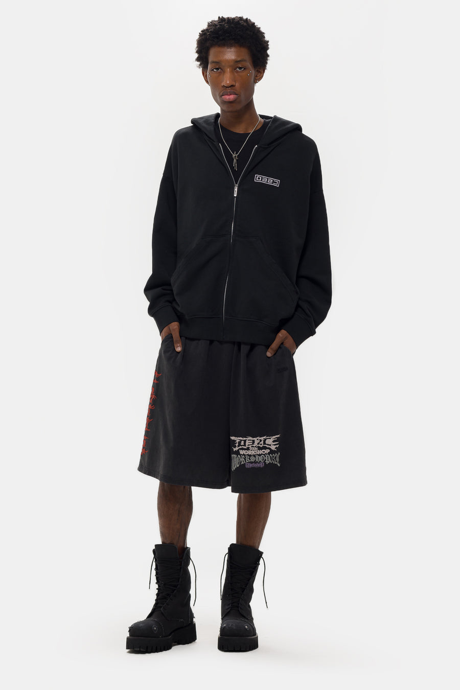 032C Telepresence Comfort Short in Faded Black - Notre