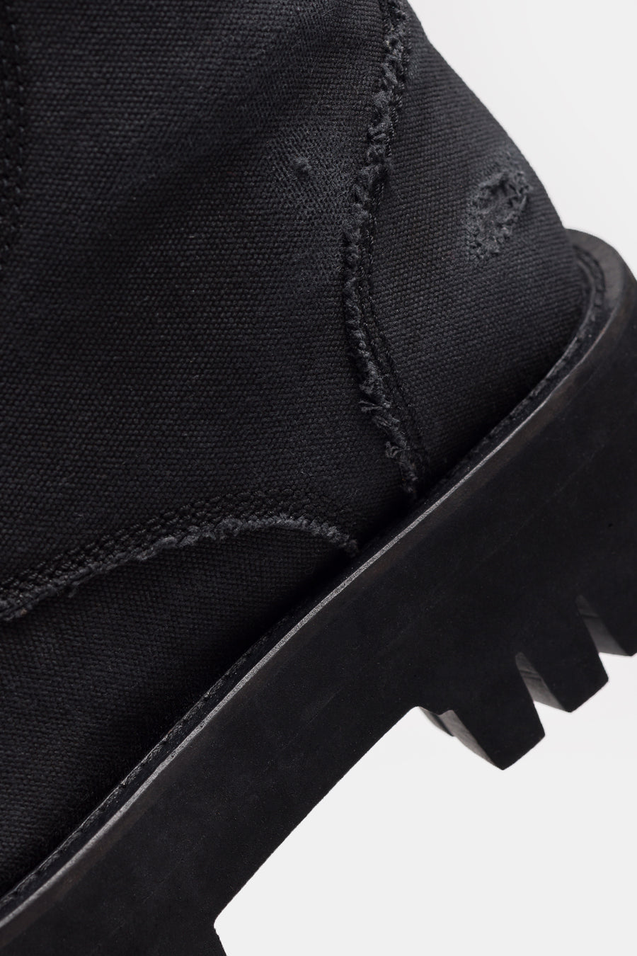 424 X Boot in Distressed Black - Notre