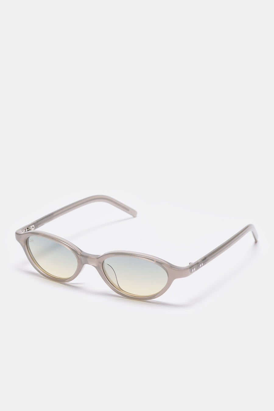 Akila Alien Sunglasses in Grey/Meadow Gradient - Notre