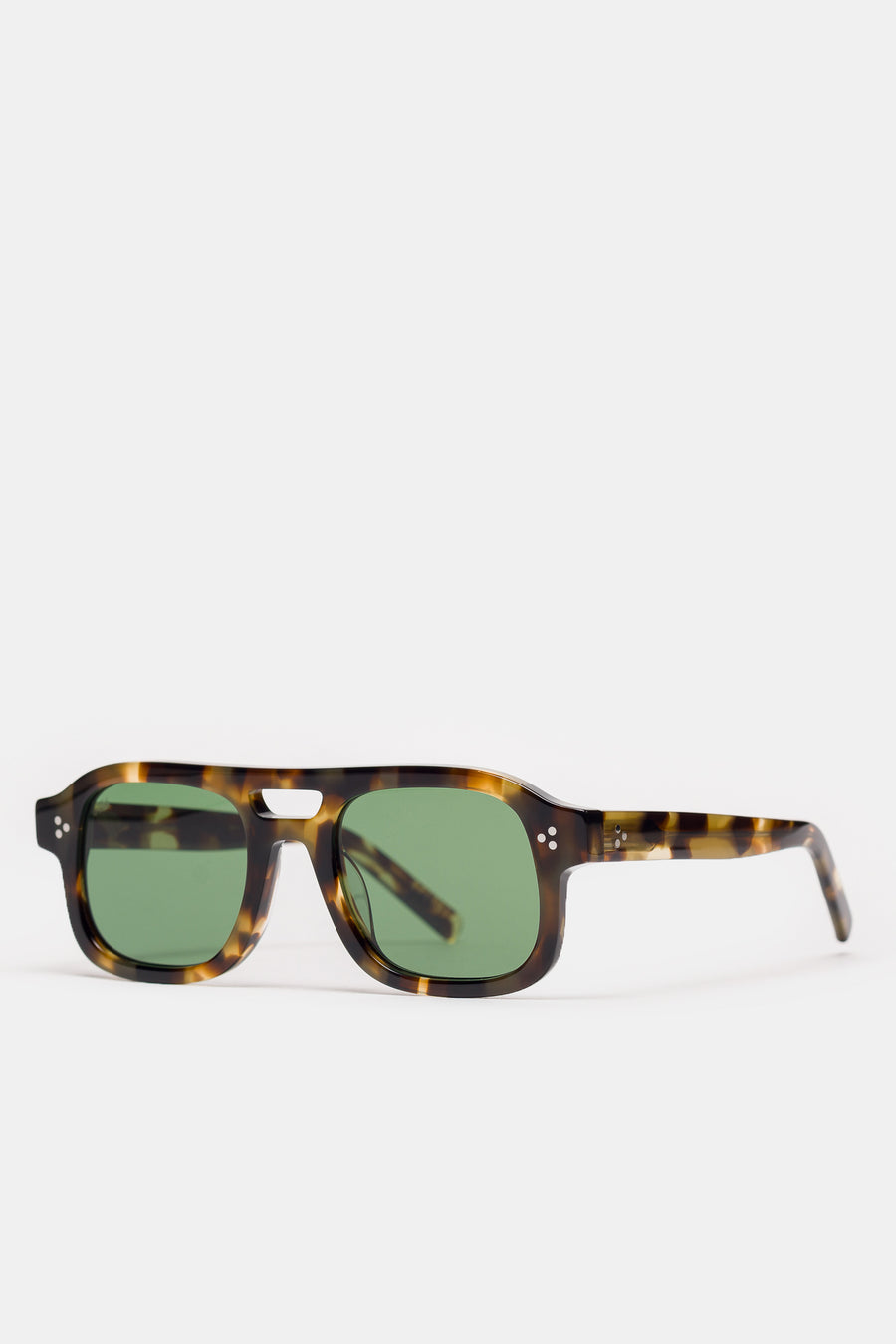 Akila Dillinger Sunglasses in Camo Tortoise/Dark Green - Notre