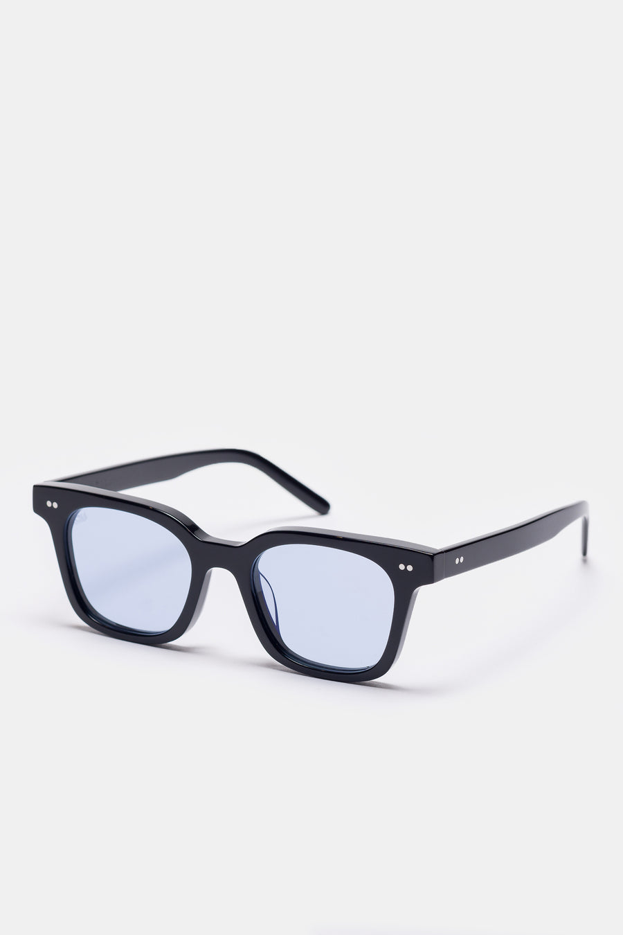 Akila Hi-Fi Sunglasses in Black/Sky Blue - Notre
