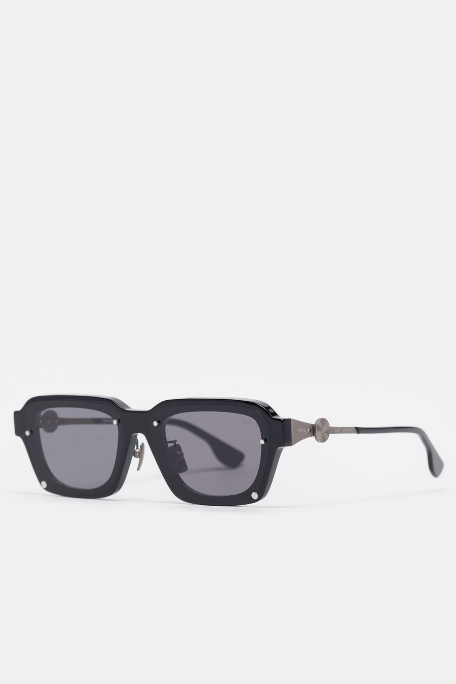 Akila PACE Daytona Sunglasses in Black/Black - Notre